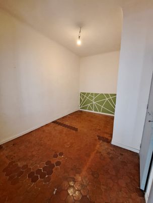 Appartement 2 pièces 30m2 MARSEILLE 5EME 650 euros - Photo 1