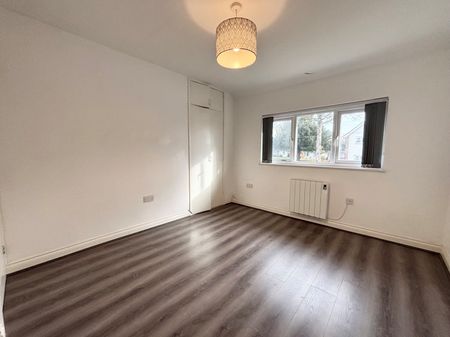 3 bedroom terraced house to rent - Photo 4