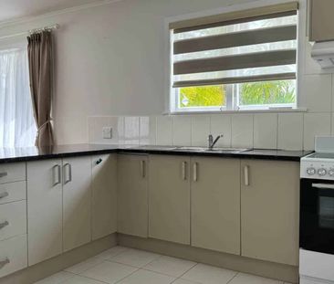 Charming Family Home - Photo 3