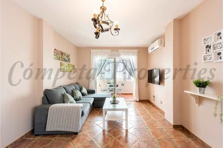 Apartment in Nerja, Andalucia , Costa del Sol - Photo 3