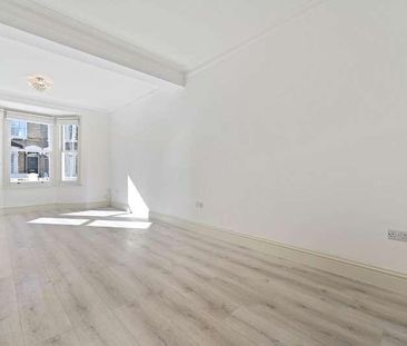 Cobbold Road, London, W12 - Photo 2