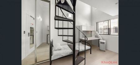 Recently updated with stylish 2 Beds Loft unit in Broadway - Photo 2