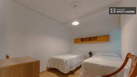 valencia, Valencian Community 46024 - Photo 5