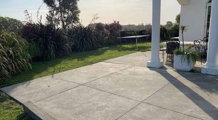 Smaller families welcome - Photo 3