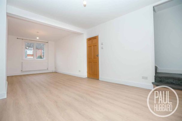 Somerton Avenue, Lowestoft, NR32 - Photo 1