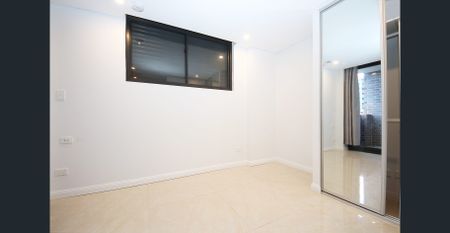 Modern Studio next Train Station - Photo 5