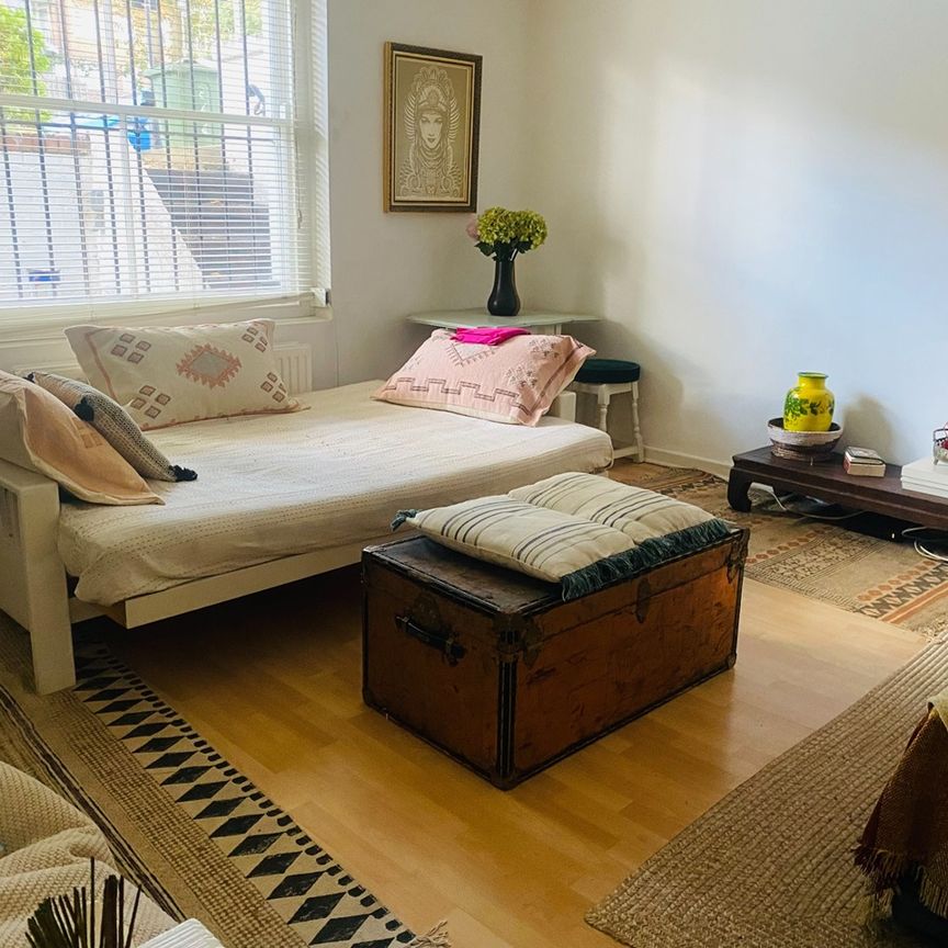 1 Bed Flat, Evering Road, E5 - Photo 1