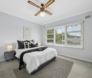 13 Deborah Street, Kotara South NSW 2289 - House For Rent | Domain - Photo 5