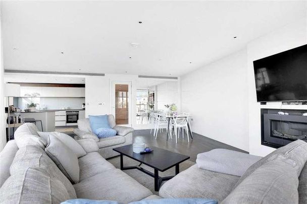 Two Riverlight Quay, London, SW8 - Photo 1