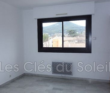 Location t4 3 pièces 81 m² La Valette-du-Var - Photo 2