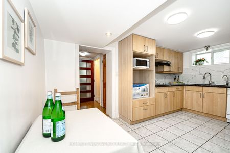 For Lease - 81 Hillcrest Avenue Unit# Basement, Toronto, Ontario - Photo 4