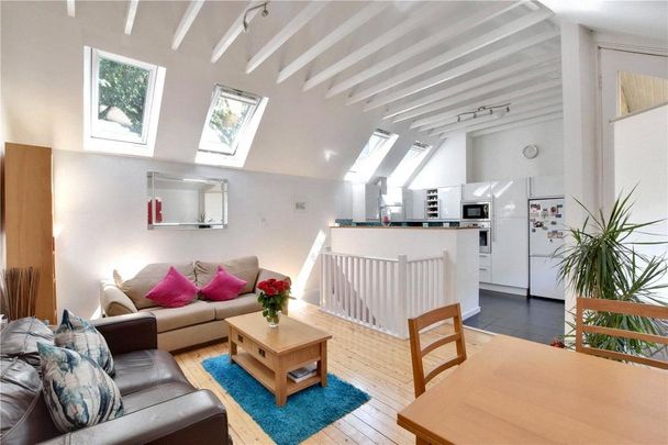 2 bedroom terraced house to rent - Photo 1