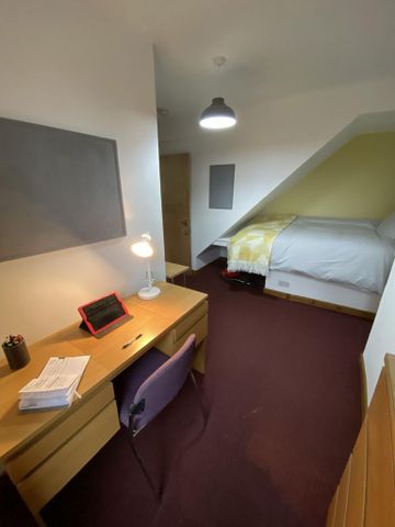5 bedroom house to rent - Photo 2