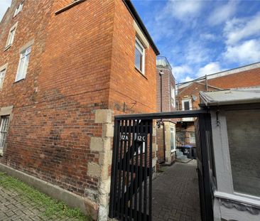 2 bedroom apartment to rent - Photo 6