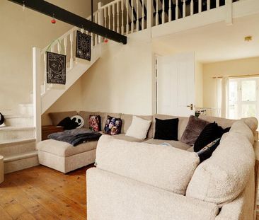 3 bedroom townhouse to rent - Photo 2