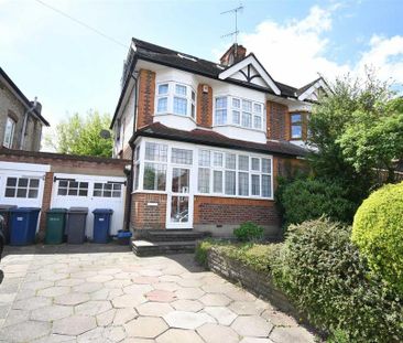 4 bedroom semi-detached house to rent - Photo 6