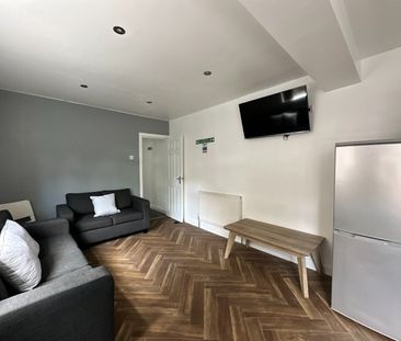 Room in a Shared House, Daisy Bank Road, M14 - Photo 6