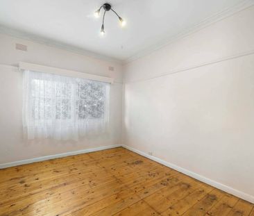 Neat and tidy three bedroom home - Photo 4