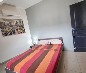 Location Appartement 4 pièces 81m² ST DENIS 97400 - Photo 6
