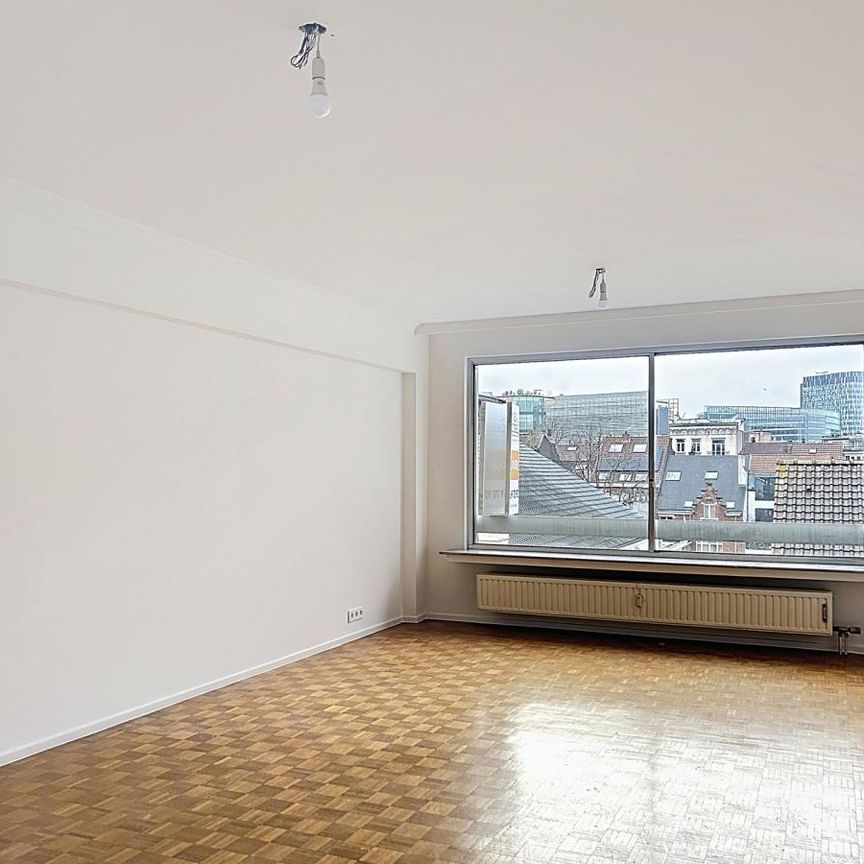 Squares District – Charming 2-Bedroom Apartment - Foto 1