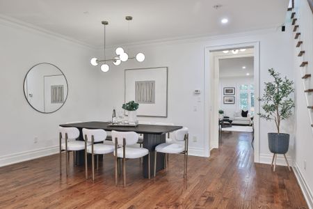 For Lease - 136 Bowood Avenue, Toronto, Ontario - Photo 3