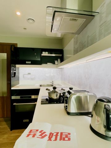 Sapphire Studio - Photo 3
