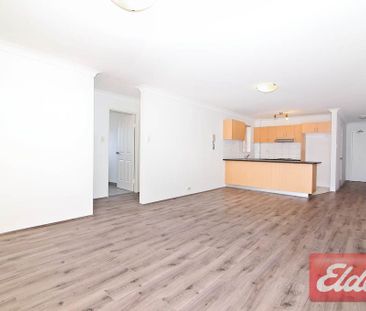 Well Presented Two Bedroom Apartment! - Photo 4