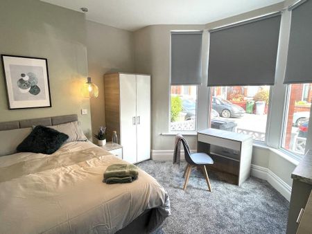 1 bedroom in a house share to rent - Photo 5