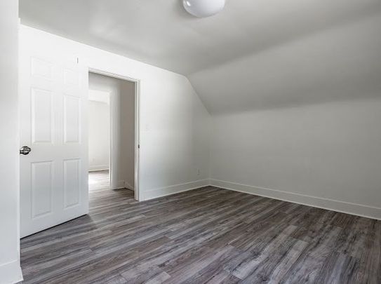 For Lease - 3047 SAINT PATRICK Avenue, Niagara Falls, Ontario - Photo 1
