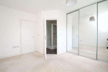 4 bedroom townhouse to rent - Photo 4