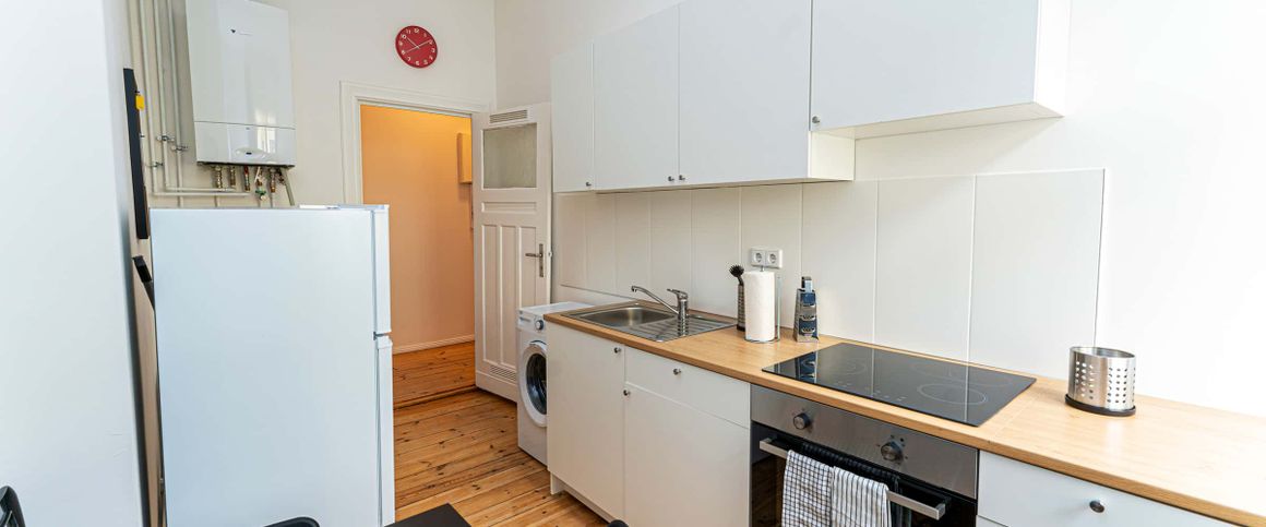 Wilhelmsruher Damm - Foto 1