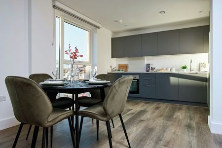 2 bedroom apartment - Photo 4