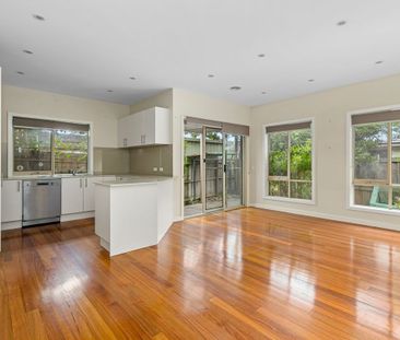 3/55 Paxton Street, South Kingsville, VIC 3015 - Photo 4
