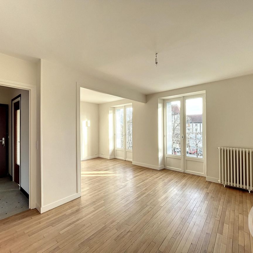 Location Appartement 2 pièces 61m² RIOM 63200 - Photo 1