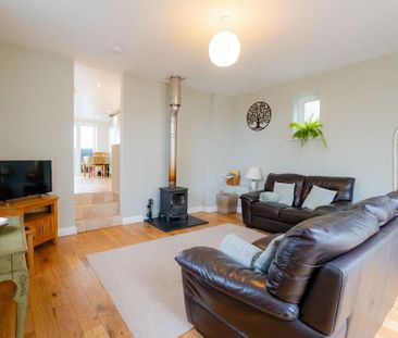 2 bedroom detached house to rent - Photo 4