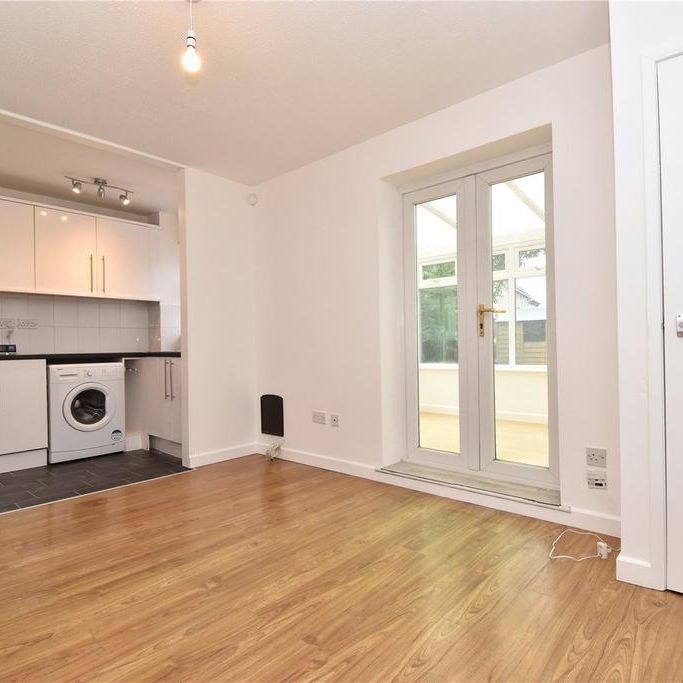 1 bedroom terraced house to rent - Photo 1
