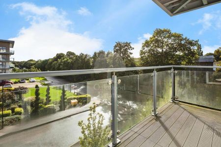 2 bedroom flat to rent - Photo 2