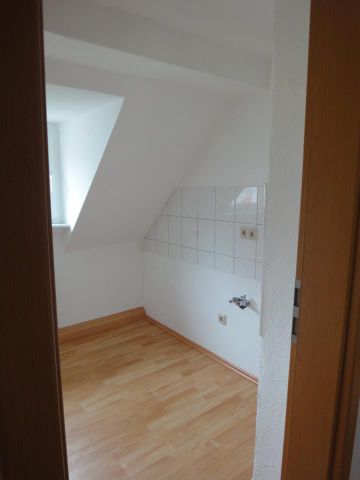 Schöne 2,5 Zimmer Dachgeschosswohnung - Photo 3