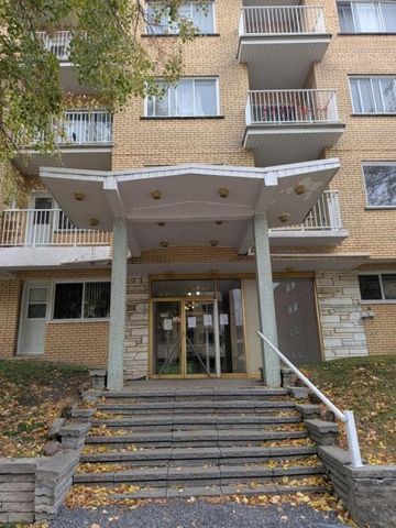 Appartement à louer - Montréal (Côte-des-Neiges/Notre-Dame-de-Grâce) (Côte-des-Neiges) - Photo 2