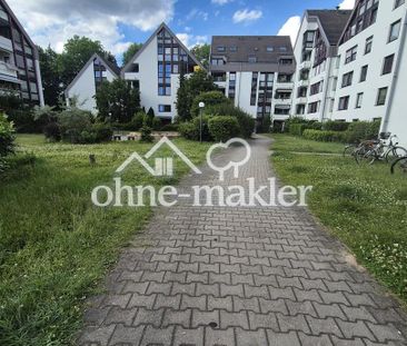 Sehr schöne modernisierte 2 Zimmer Dachgeschosswohnung inkl. Tiefga... - Photo 1