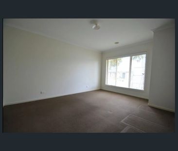 Perfect Family Home - Photo 3