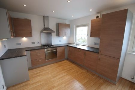 Thorter Row, City Quay - Photo 3