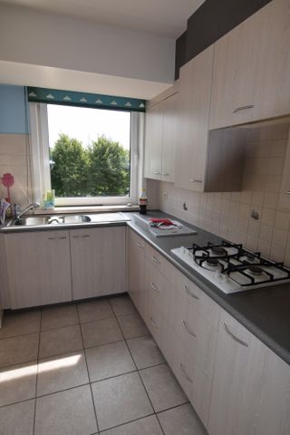 Appartement met twee slaapkamers. Met uitzicht op het park aan de Kerk te Blankenberge. Dichtbij het centrum en het station van Blankenberge. - Foto 5