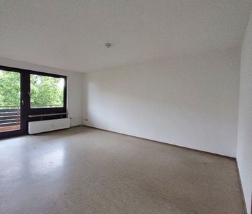 Attraktive 2-Zimmer-Wohnung mit Loggia// 3.OG rechts - Photo 1