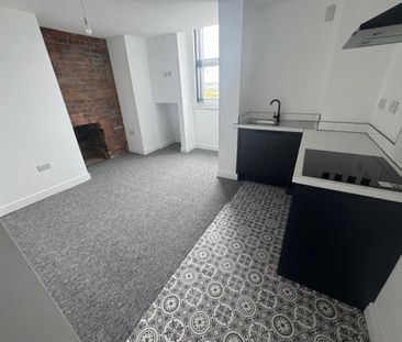 1 bed Flat - To Let - Photo 1
