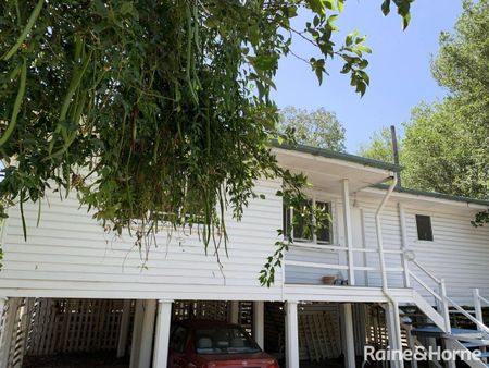 Conveniently Located Unit in the Heart of St Lucia - Photo 3