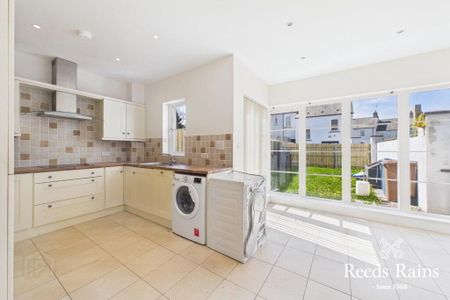 1 Wicket Mews, Saintfield, BT24 7FL - Photo 5