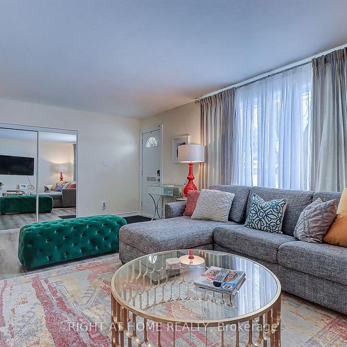 For Lease - 5 Bellefontaine Street, Toronto, Ontario - Photo 1