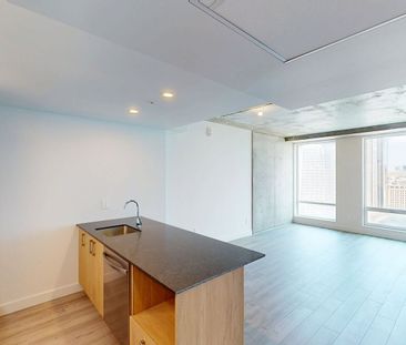 From bold architecture to sweeping skyline views, Skyla is where do... - Photo 6