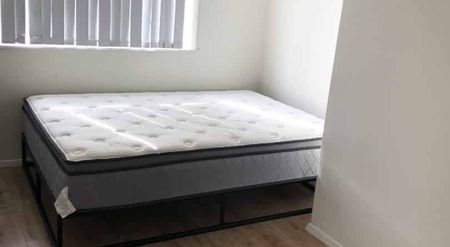 PAPAKURA, 4 BEDROOMS - Photo 3